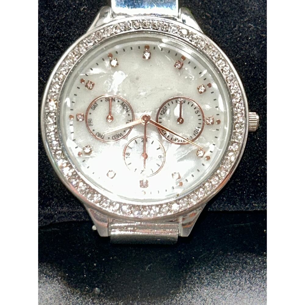 Jessica Carlyle Silver Tone Crystal Dress Watch MOP Dial Three Hand Quartz